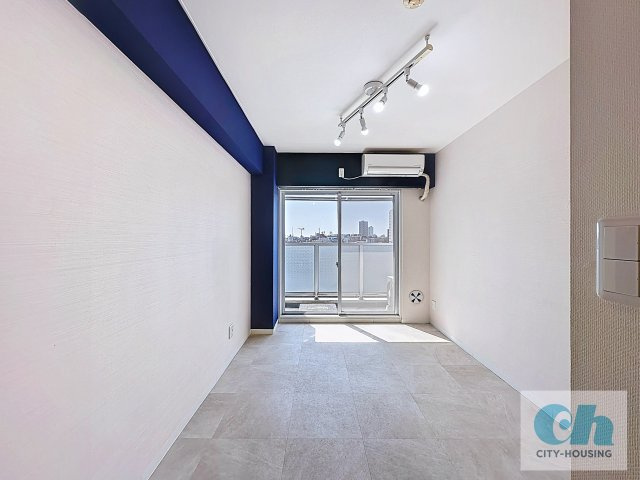 センチュリーハウス戸越 403号室の居間・リビング