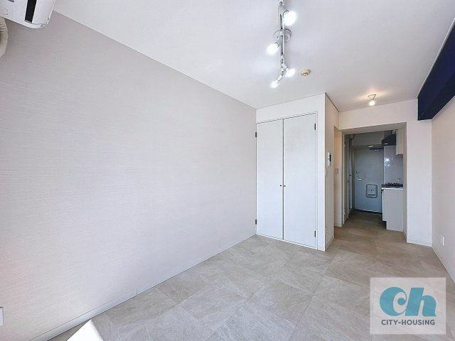 センチュリーハウス戸越 403号室の居間・リビング