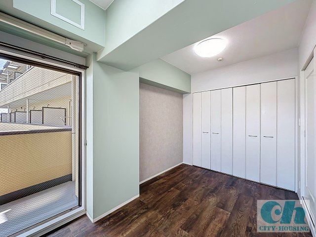 K2ヴィラ 506号室の居間・リビング