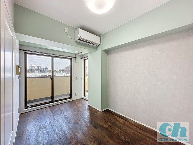 K2ヴィラ 506号室の居間・リビング