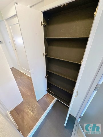 K2ヴィラ 506号室の収納