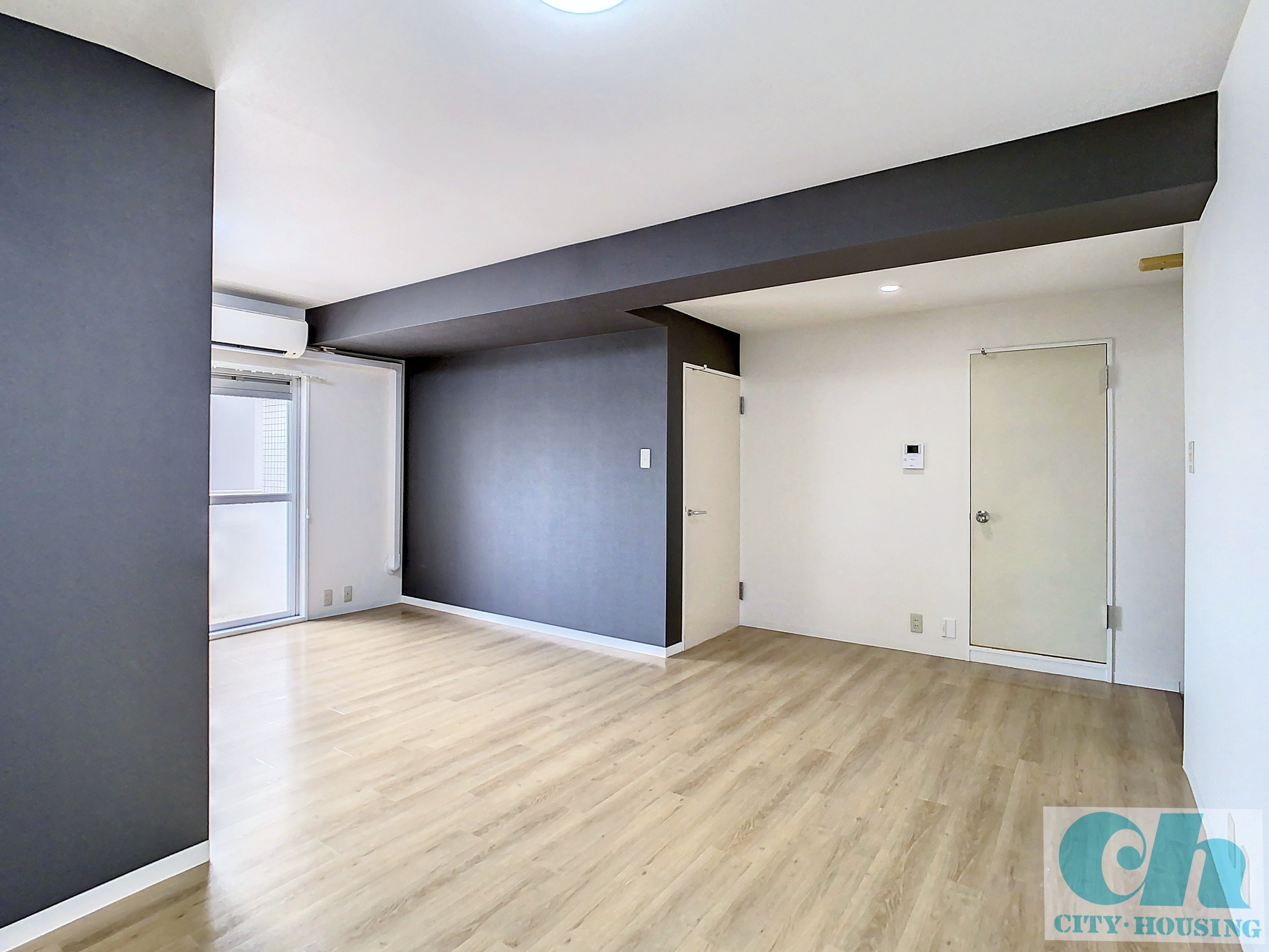 ファミリーポート荒井 402号室