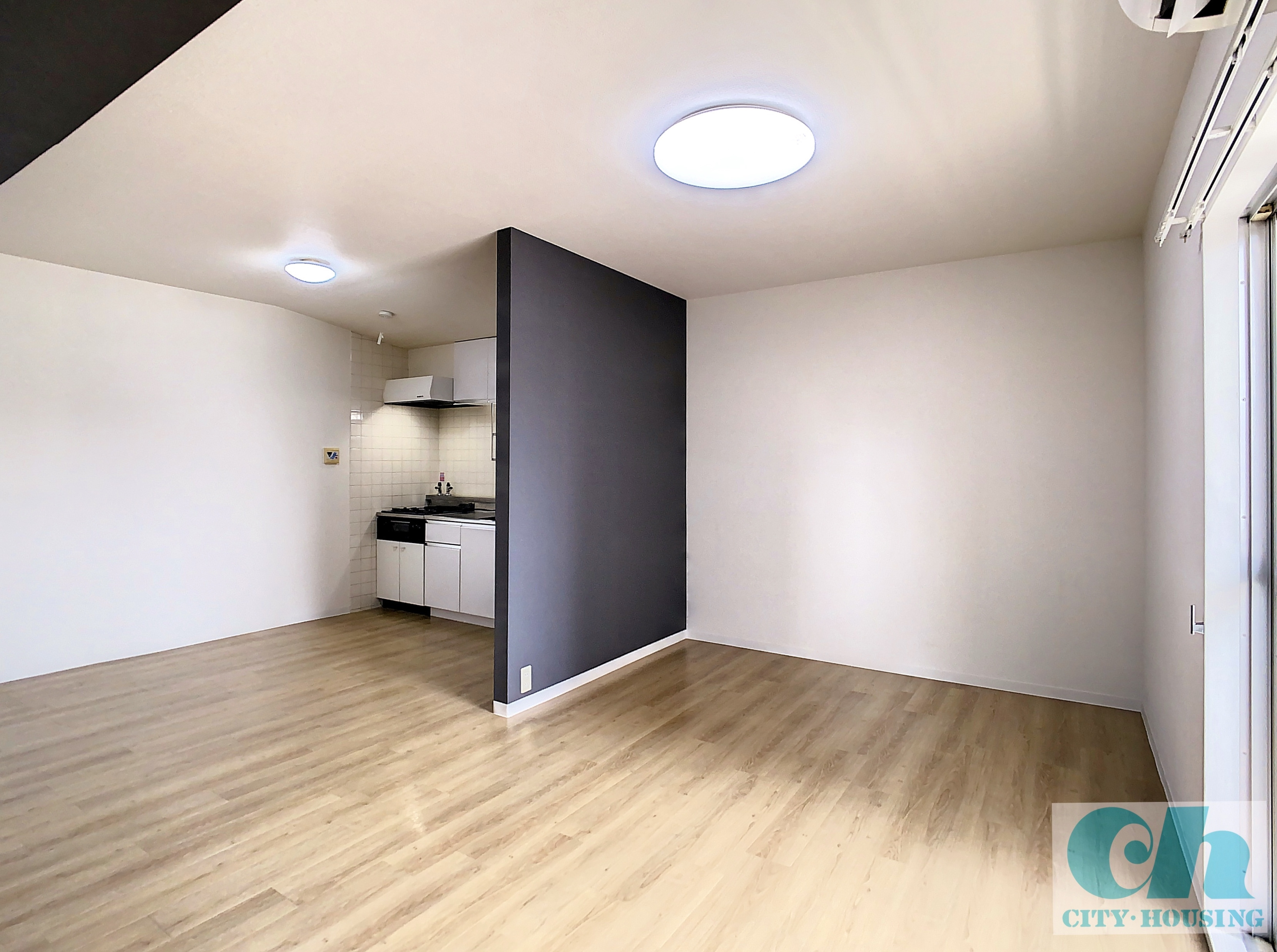 ファミリーポート荒井 402号室