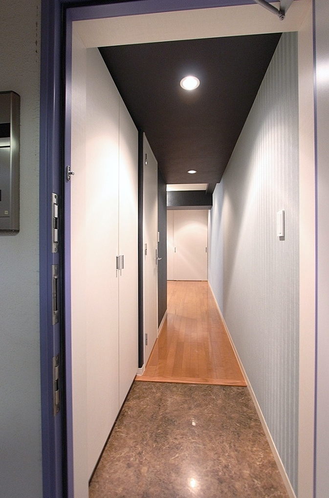 ロハス八百吉 401号室