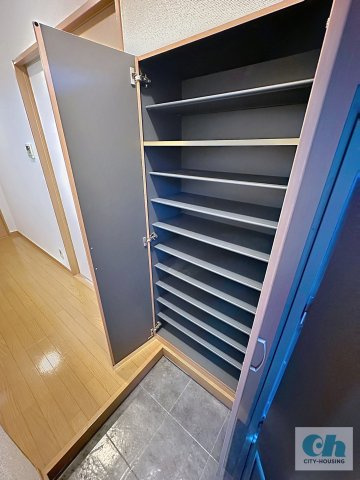 プランドウル大森 103号室の収納