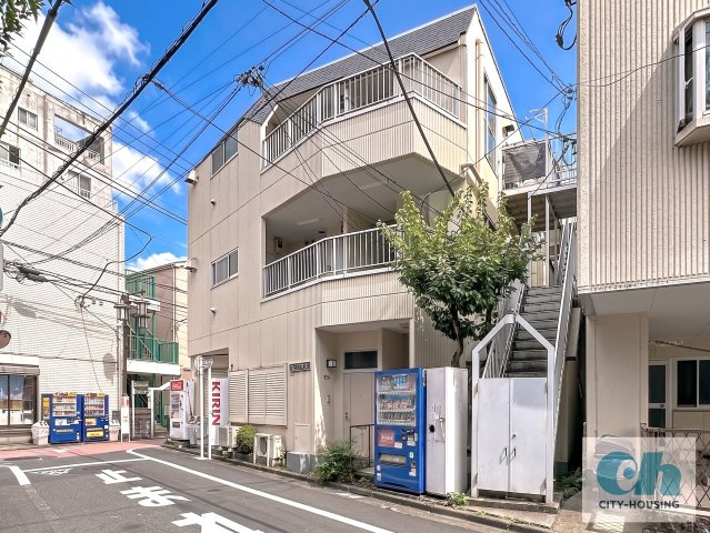 カーサ鈴木 302号室の外観