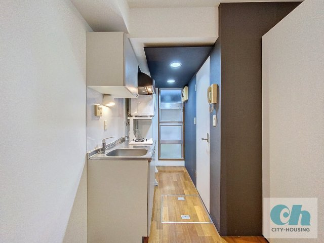 ラ・パラッツォ 102号室のキッチン