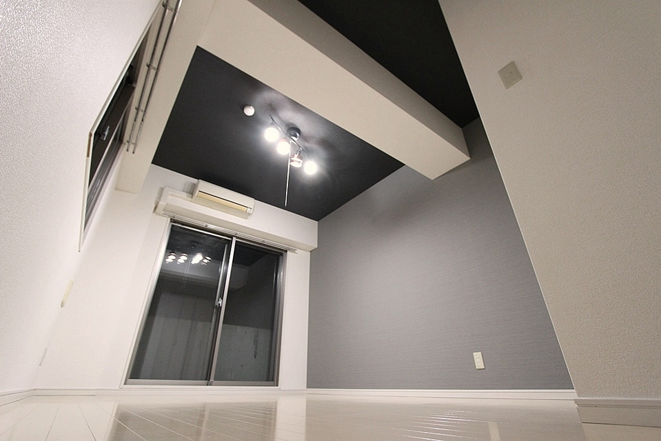 サンセールK&M 402号室