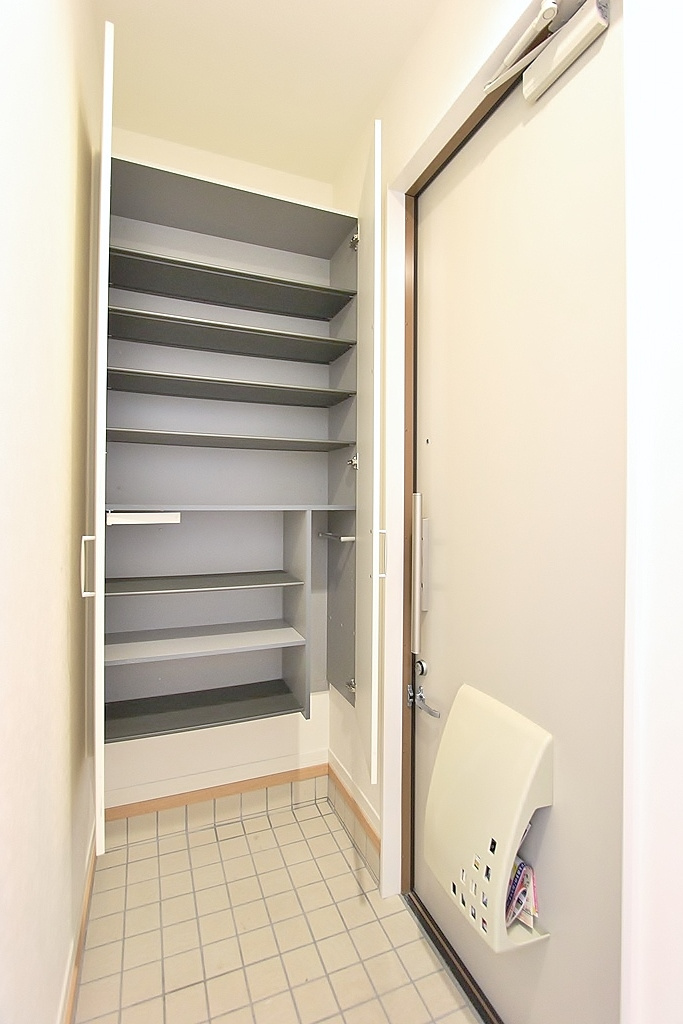 B-フォレスト 102号室