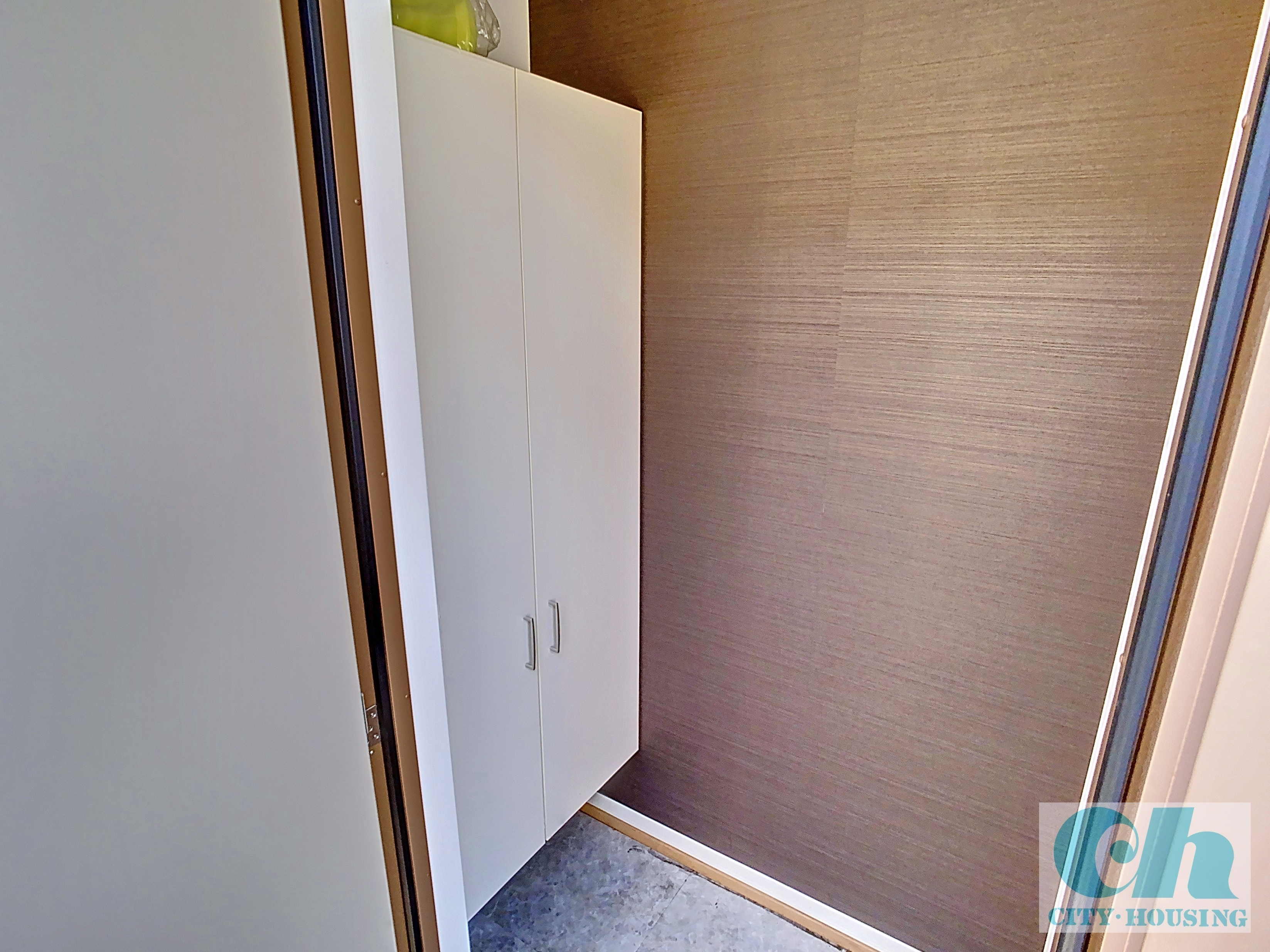 B-フォレスト 201号室