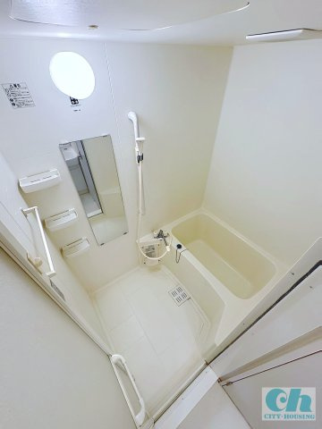 シャトレー大森 203号室の浴室