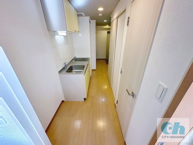 ボーブリアンあさひ 101号室のキッチン