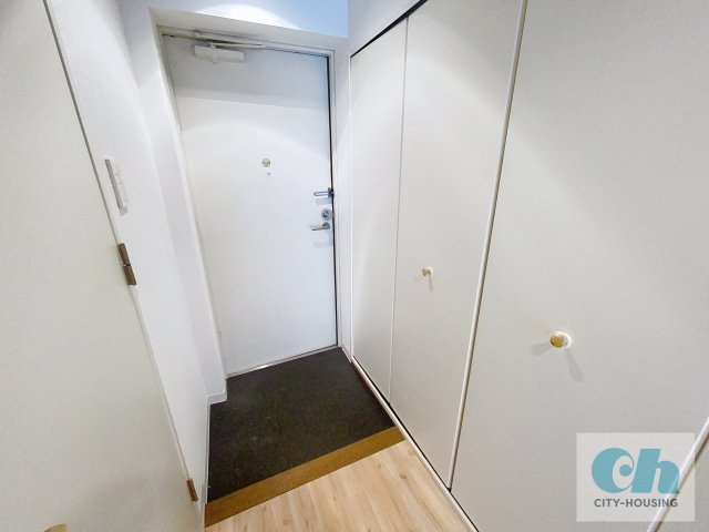 エスポワール田園調布 206号室の玄関