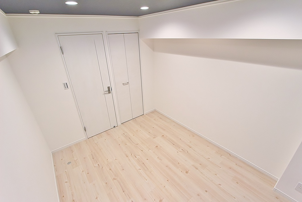 ドミールシバタ 102号室