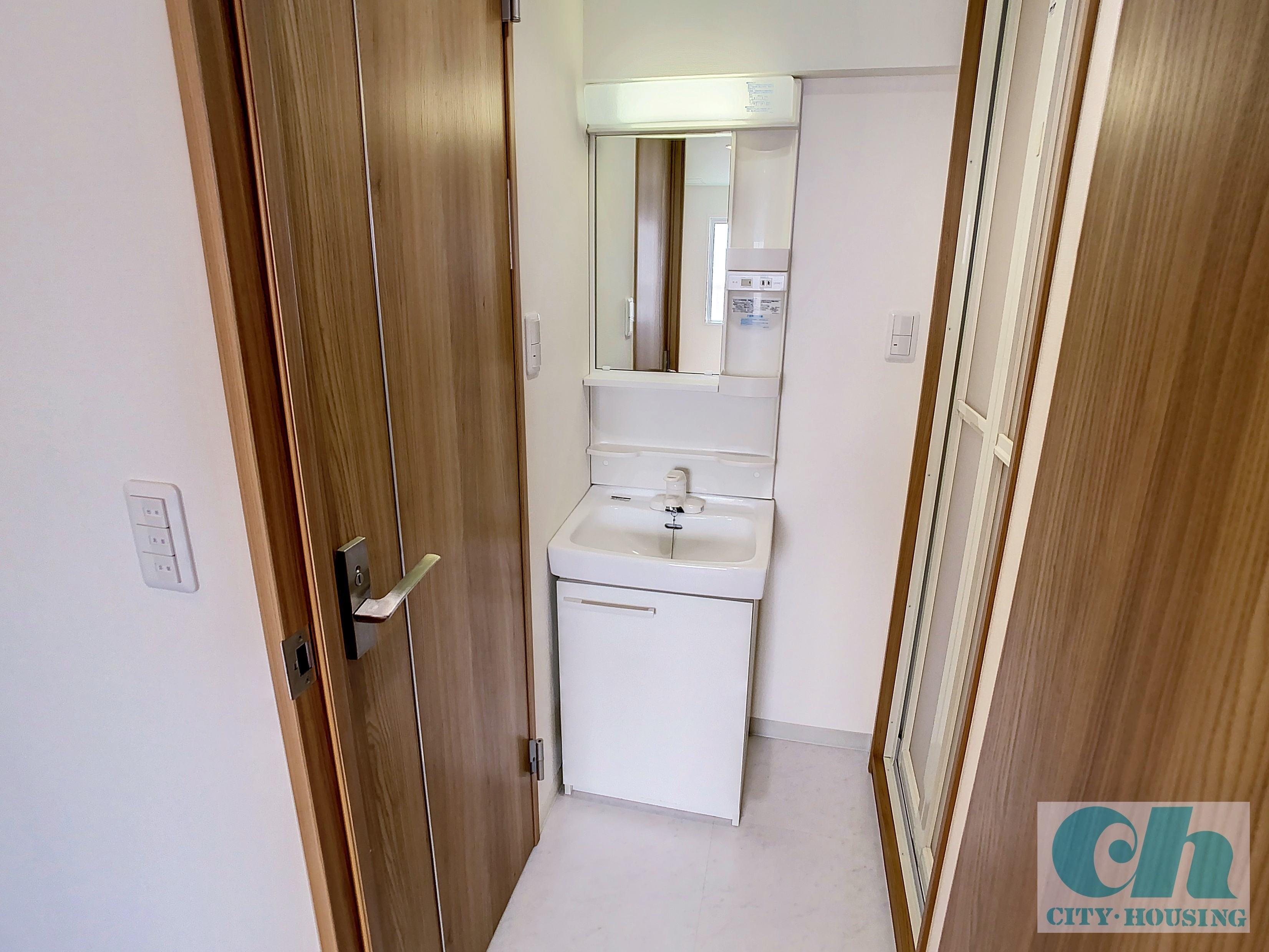 エヴェナール池上 406号室の洗面所