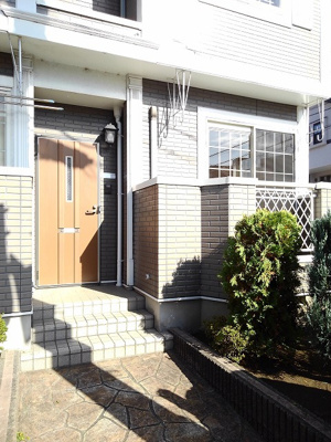 【エントランス】 | ホープフルレジデンスA