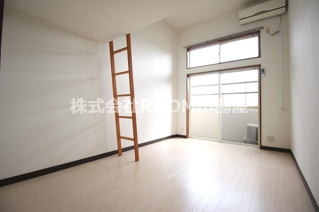 メイプルコート広原の居間・リビング|おしゃれな居間です