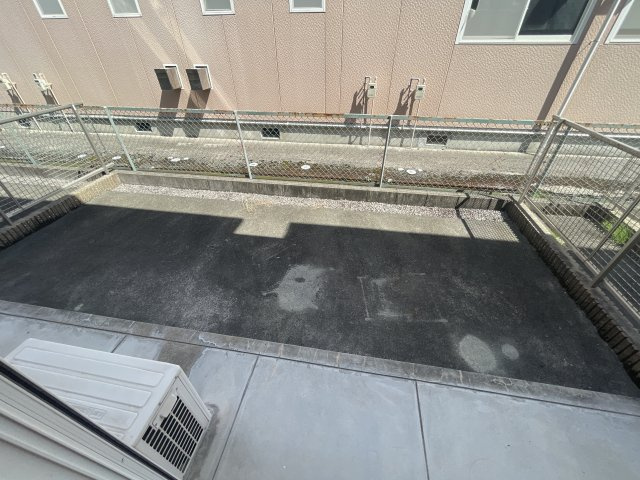 ＭＡＳＴ ＣＯＵＲＴ下滝野Aのバルコニー