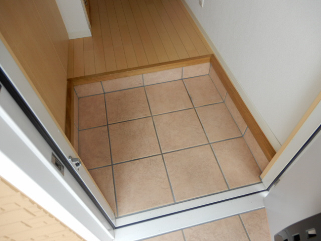 ＭＡＳＴ ＣＯＵＲＴ下滝野Aの玄関