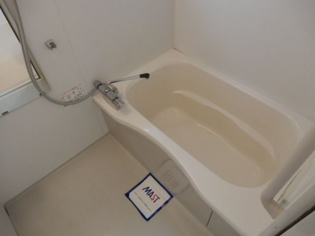 ＭＡＳＴ ＣＯＵＲＴ下滝野Aの浴室