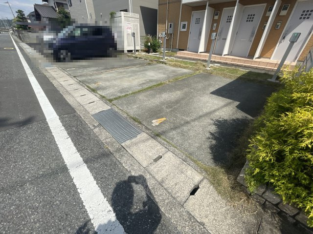 ＭＡＳＴ ＣＯＵＲＴ下滝野Aの駐車場