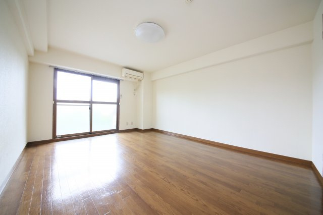 メモリーポケットの内装|現状と異なる場合は現状優先となります