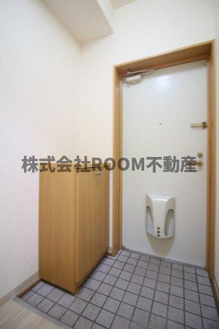 センチュリー21金田　E棟の玄関|シンプルで使いやすい玄関です