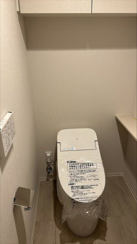 プレディアコート鷺沼のトイレ|※別号室の参考写真です。