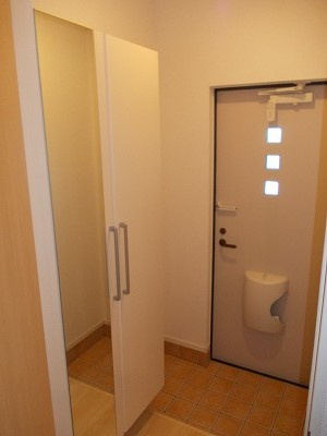 【玄関】 | エスポワールⅢ | ゆったりとした玄関です