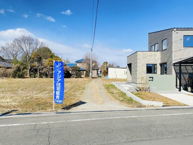 敷地面積１４０坪　売地　川越市増形の前面道路含む現地写真|前面道路６ｍ公道