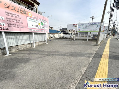 【駐車場】 | 島泉8丁目ロードサイド店舗　1棟貸