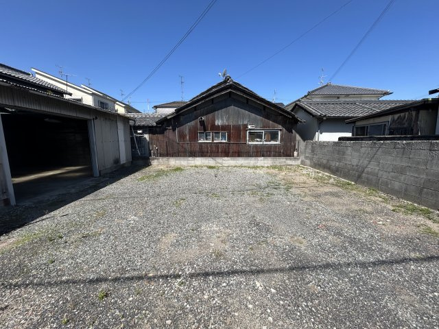 【駐車場】 | 樫山２４２倉庫