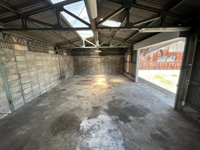 【内装】 | 樫山２４２倉庫