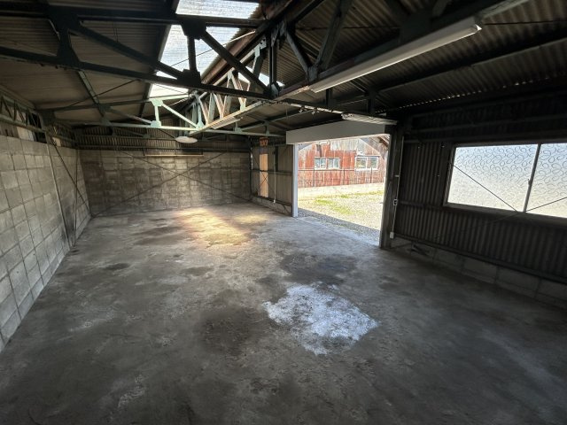 【内装】 | 樫山２４２倉庫