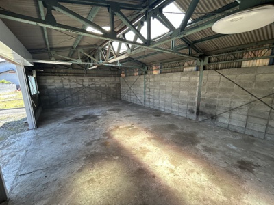 【内装】 | 樫山２４２倉庫