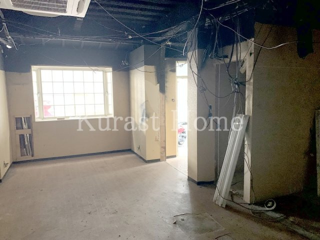 【内装】 | ダイバーシティ藤井寺1階店舗事務所