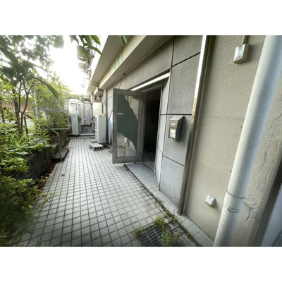 【その他】 | メルベーユ地下1階店舗事務所