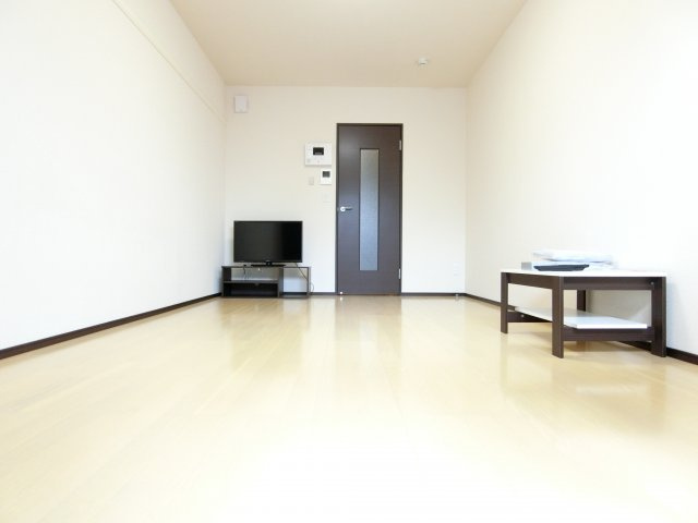 レオネクストアズールぐみのきの居間・リビング