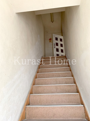 【玄関】 | 蔵之内店舗