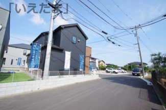 【前面道路含む現地写真】