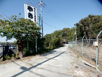 【庭】 | 富田林市大字廿山貸店舗事務所