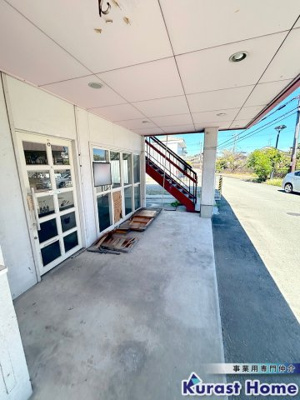 【エントランス】 | 旭ヶ丘1棟テナント（1階～4階）