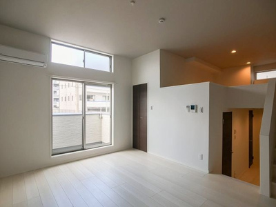 【居間・リビング】 | sorriso villa terrace | 別号室の写真になります。現況優先。