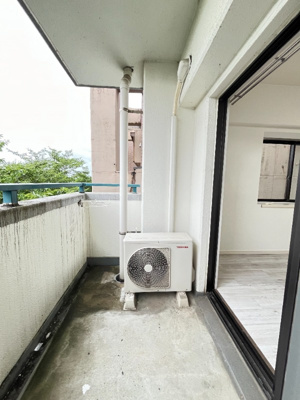 【バルコニー】 | ホワイトシャトー清水弐番館 | 別号室の写真になります。現況優先。