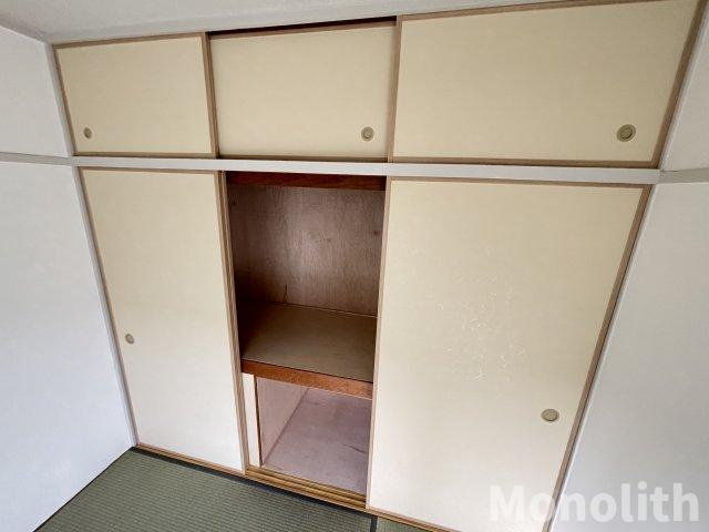 鶴山台28号棟の収納