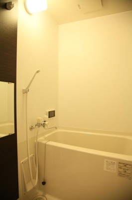 【浴室】 | クレオ千早 | 別号室の写真になります。現況優先。