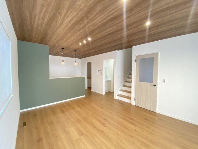 米子市新開2丁目未入居戸建の居間・リビング
