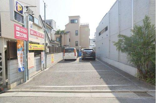 南青山４　土地の外観|■土地面積約29.82坪、更地の整形地。現況時間貸し駐車場