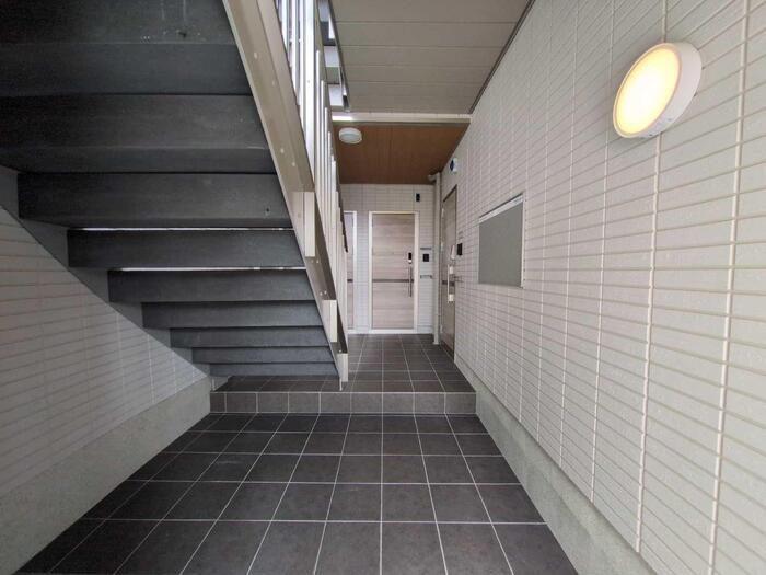 D-PLACE神田町のエントランス