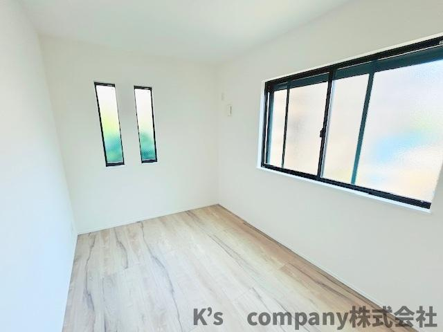 茅ヶ崎市円蔵2丁目　新築戸建　2号棟の子供部屋|洋室6.4帖◇お子様のお部屋や趣味のお部屋などにお使いいただけます♪